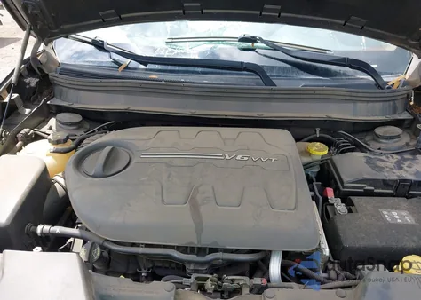 2016 Jeep Cherokee Latitude z USA, uszkodzony, nr VIN 1C4PJMCS0GW345925